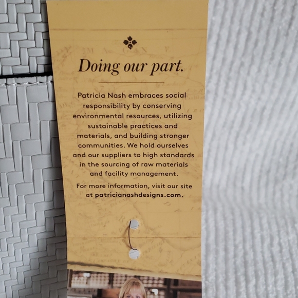 SOLD. Patricia Nash Leather Crossbody Bag - Picture 9 of 11